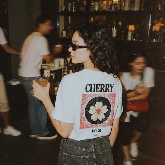 T-shirt Midnight Paris – “CHERRY HOUSE”